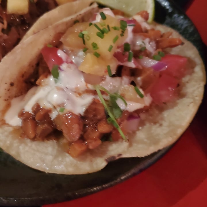 photo of Bad Hombres Pastor mushroom taco shared by @naturesfood on  26 Mar 2022 - review