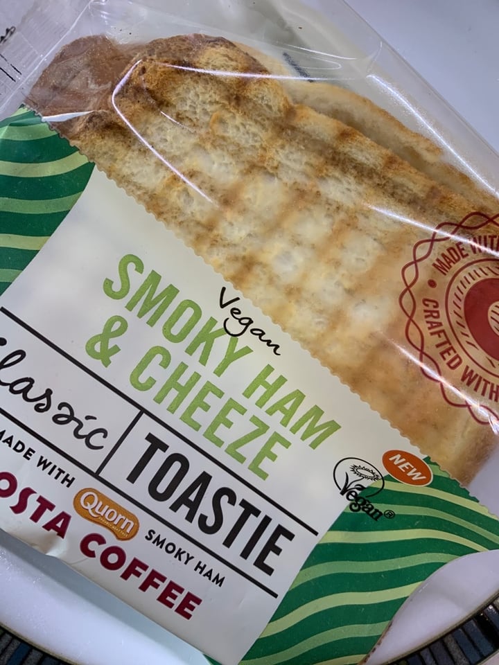 photo of Costa Coffee Vegan Quorn Ham And Cheez Toastie shared by @tessdewdrop on  20 Jan 2020 - review