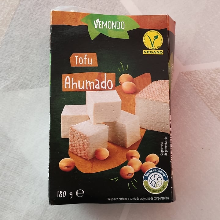 photo of Vemondo Tofu Ahumado shared by @elenavarrop on  20 Mar 2022 - review