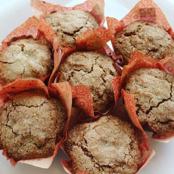 photo of BAM! Healthy Cuisine Orange Pecan Muffin shared by @lynnhayek98 on  04 Oct 2020 - review