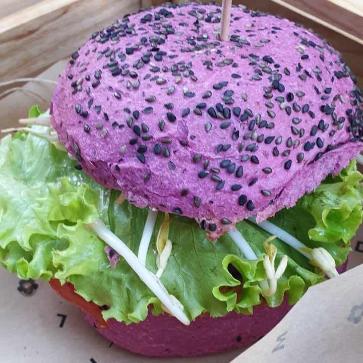 photo of Flower Burger Cherry Bomb shared by @milanazzi on  29 Jun 2022 - review