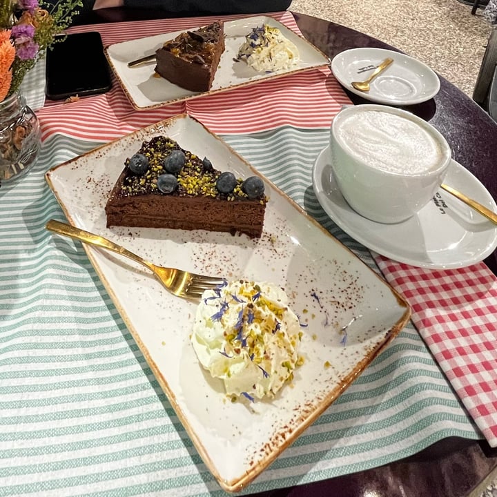 photo of Ziga Bar Torta al cioccolato shared by @aurylois on  04 Dec 2021 - review