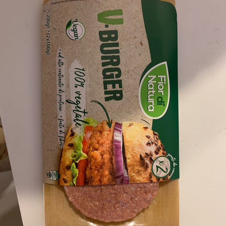 photo of Fior di Natura V-Burger shared by @veronicalandolfi on  07 Apr 2022 - review