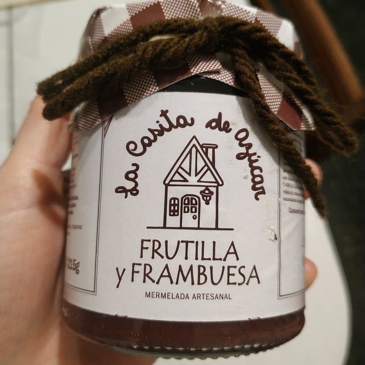 photo of La casita de azúcar Mermelada de frutilla y frambuesa shared by @beiaene on  17 Dec 2022 - review