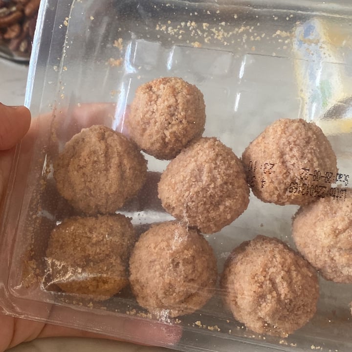 review photo of Vemondo Polpette Vegetali Gusto Classico shared by @veganfairytale on 26 Aug 2022 - review