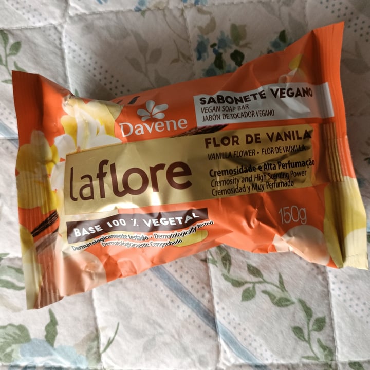review photo of Davene Davene Sabonete Vegano Flor de Vanila shared by @anacec on 01 Dec 2022 - review