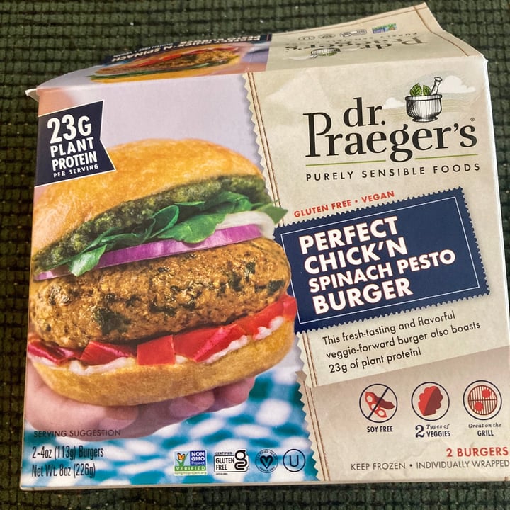 photo of Dr. Praeger's Perfect Chick'n spinach pesto burger shared by @epwlandp on  29 Jul 2022 - review