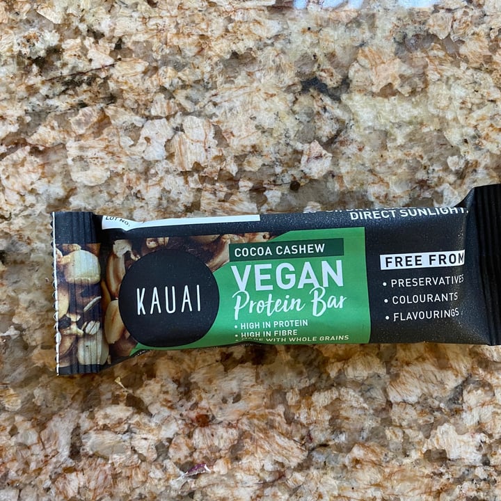 photo of Kauai Cocoa Cashew Vegan Protein Bar shared by @sarbearcor on  26 Jun 2021 - review