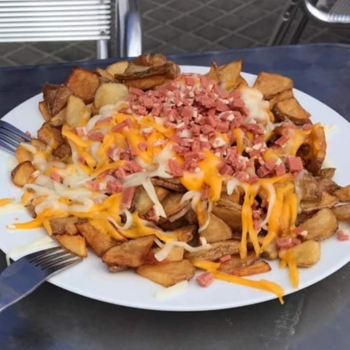 photo of Ruta 42 Patatas con bacon y cheddar shared by @lunafernandez on  21 Jan 2021 - review