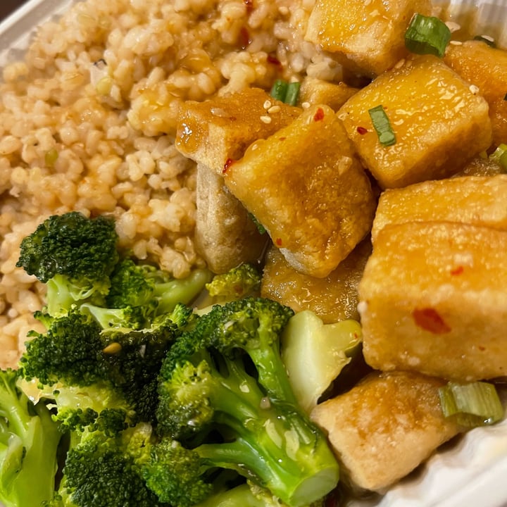 photo of Loving Hut Tso’s Tofu shared by @mfaith on  27 Dec 2021 - review