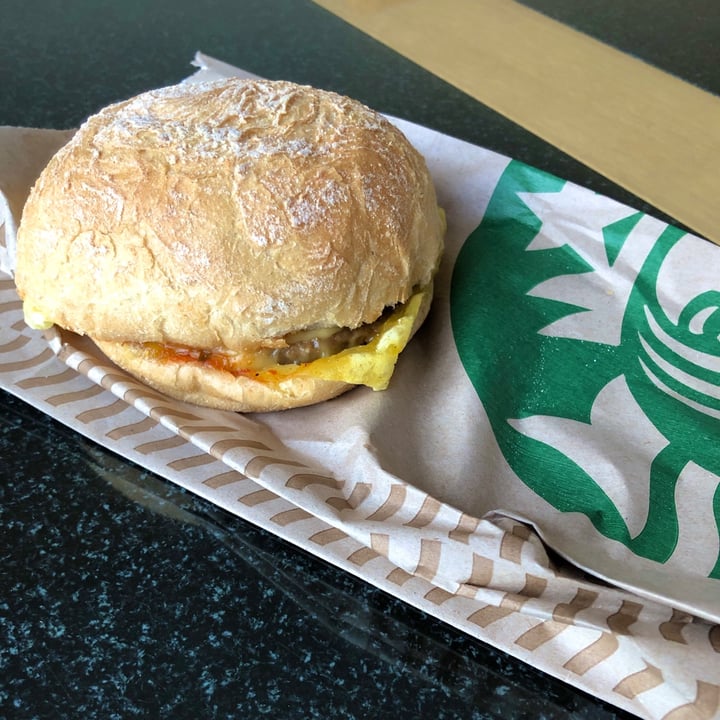 photo of Starbucks Beyond Meat Breakfast Sandwich shared by @rikesh on  17 Jan 2021 - review