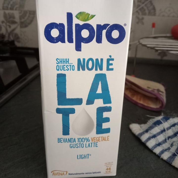 review photo of Alpro Shhh...Questo Non è Latte (LIGHT) shared by @juliaellen99 on 06 Aug 2022 - review