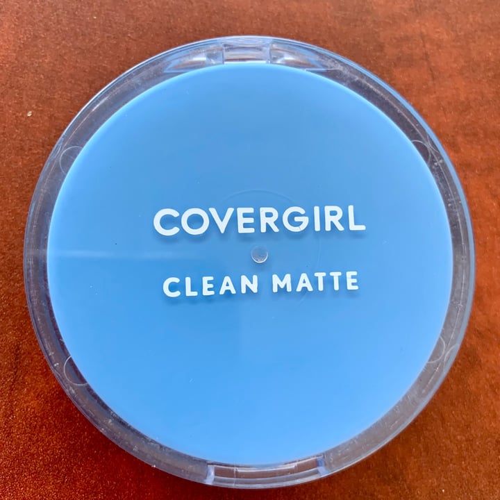 photo of Covergirl Clean Matte Pressed Powder shared by @operakitti on  11 Jun 2021 - review