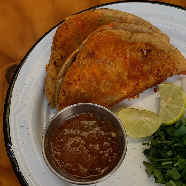 photo of Vida Atemporal Tacos Birria shared by @moonlight15 on  07 Jun 2022 - review