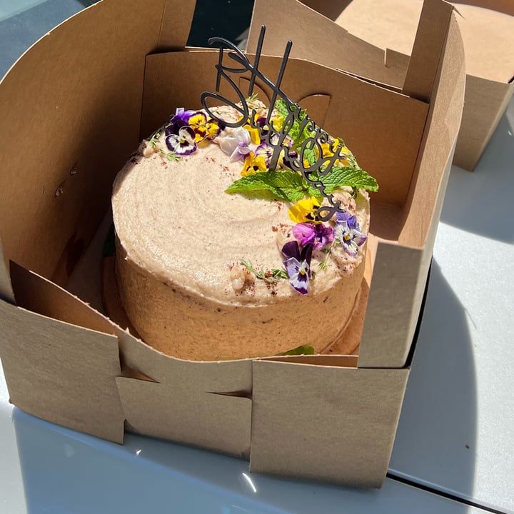 photo of Gallivant Coffee Vegan Birthday cake shared by @suebedo on  14 Jul 2022 - review