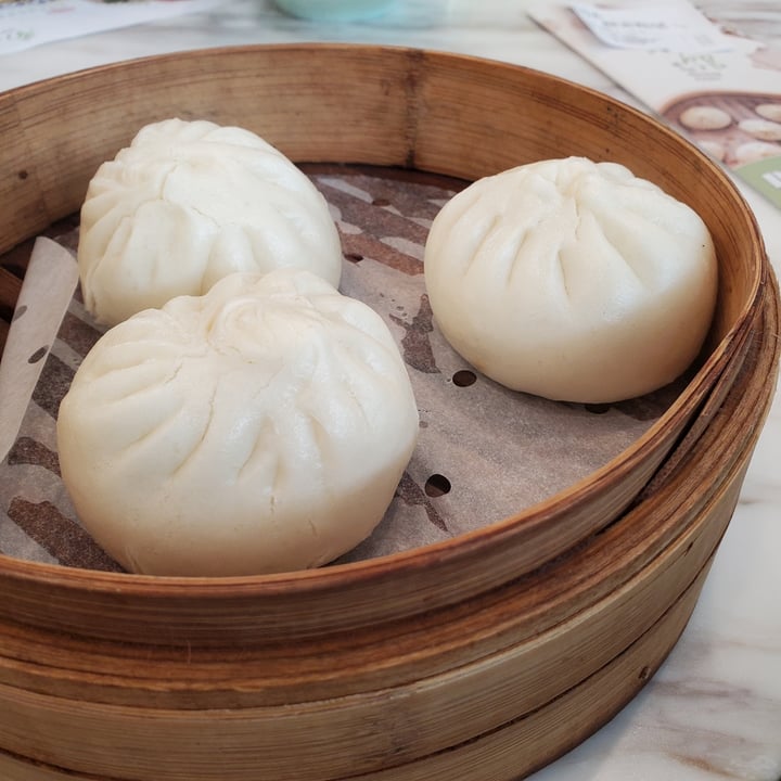photo of the dining room Steamed Vegetarian & Mushroom Bun shared by @moosewong on  24 Sep 2021 - review