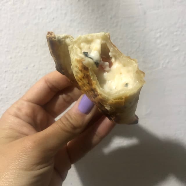 Foto do prato “Empanada capresse”