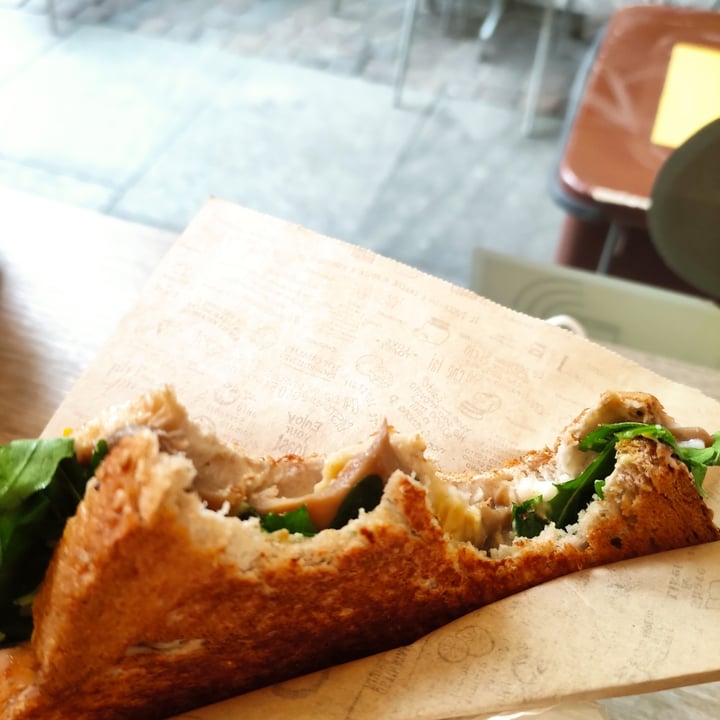 review photo of CapaToast Toast vegano shared by @cinnamonmeringa on 14 Feb 2022 - review