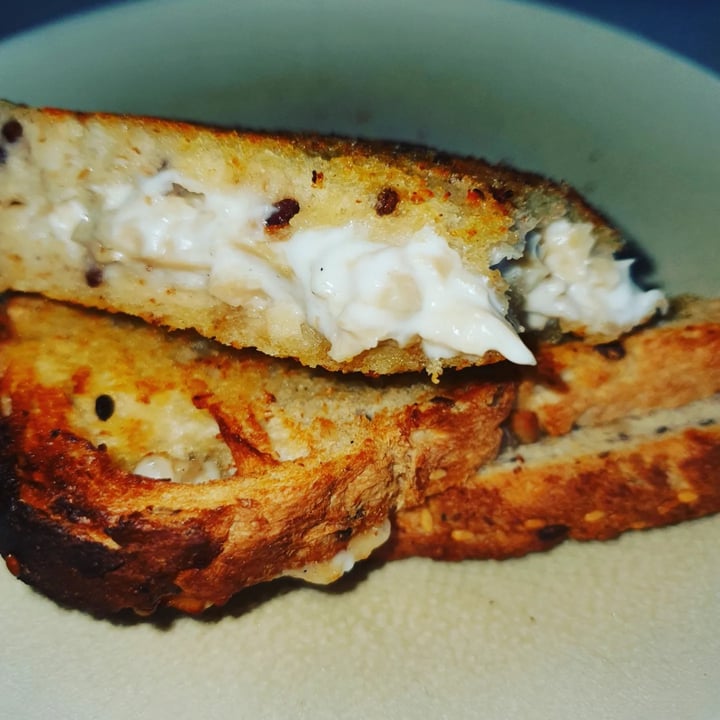 review photo of Vida e Caffe Plant Based Chicken Mayo Toastie shared by @vnm11 on 11 Jun 2022 - review