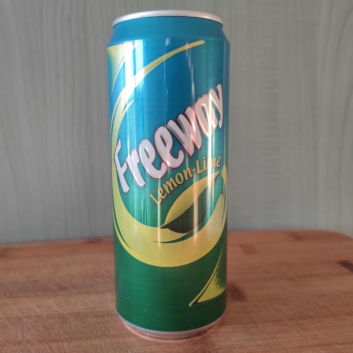 photo of Freeway Lemon - Lime carbonated soft drink shared by @dimitrisv on  21 May 2022 - review
