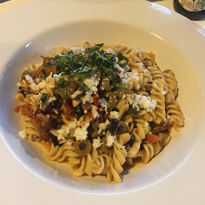 review photo of Calabacitas Tiernas Bistro Pasta Putanesca shared by @anacookies on 20 Dec 2019 - review