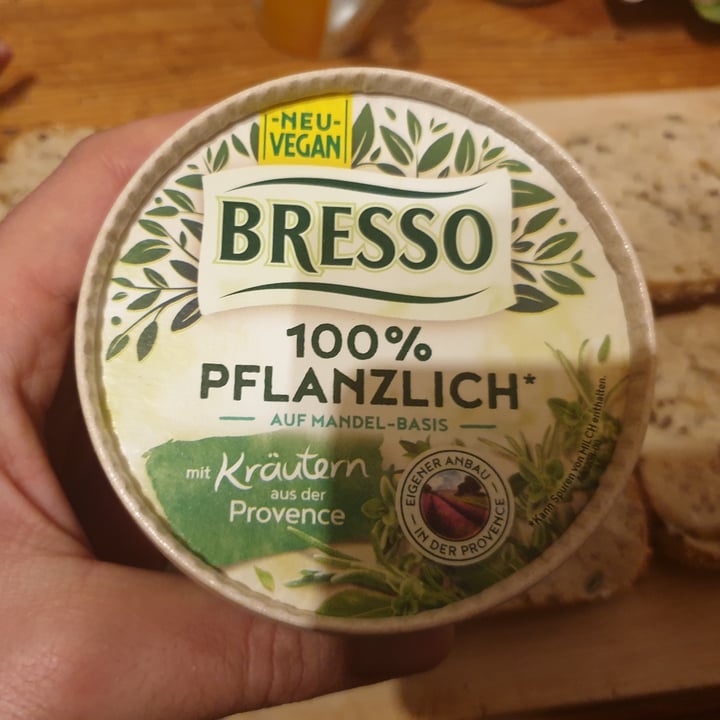 photo of Bresso Auf Mandelbasis mit Kräuter der Provence shared by @dave13 on  02 Sep 2021 - review