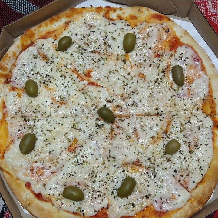 photo of Empanadas de 10 Pizza al molde shared by @vikymarquez on  22 Sep 2020 - review