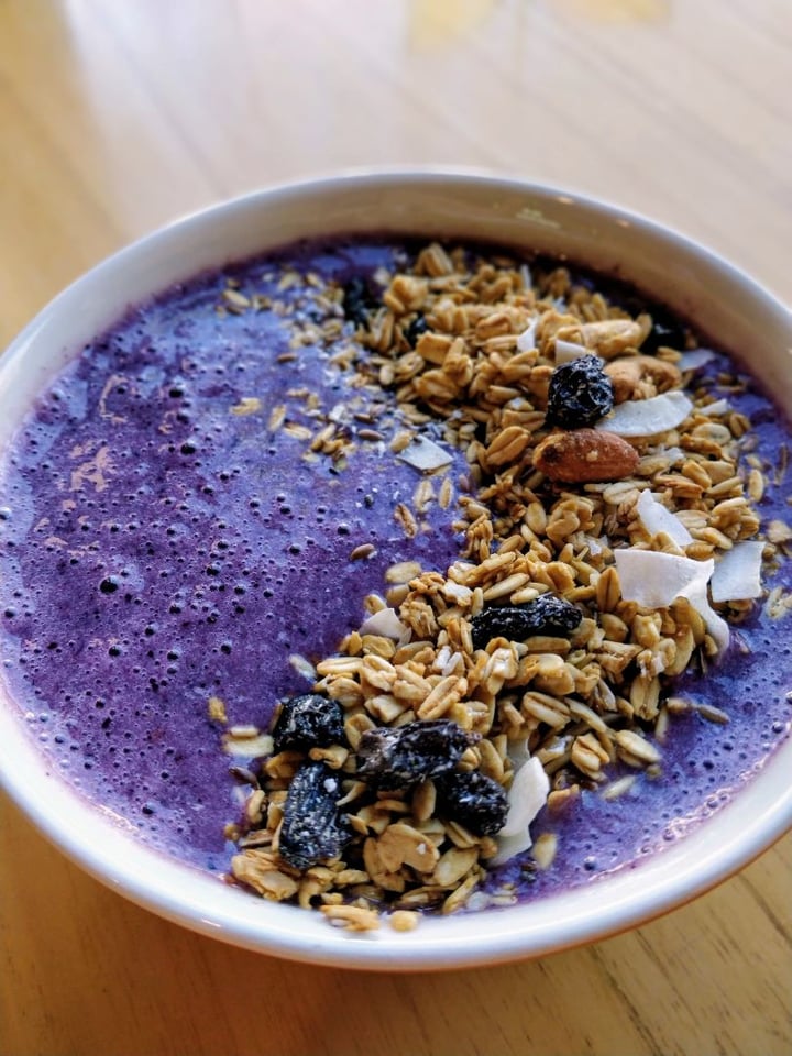 photo of YAKRUNA Almacén Natural Licuado leche vegetal con Granola shared by @sur3857 on  14 Jan 2020 - review