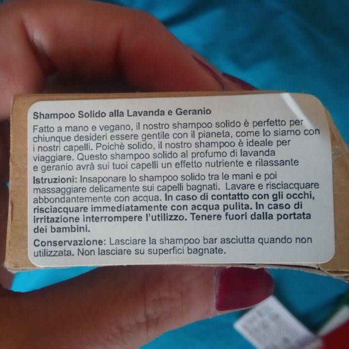 photo of Faith In Nature Shampoo solido Lavanda e Geranio shared by @lucythewombat on  29 Apr 2022 - review