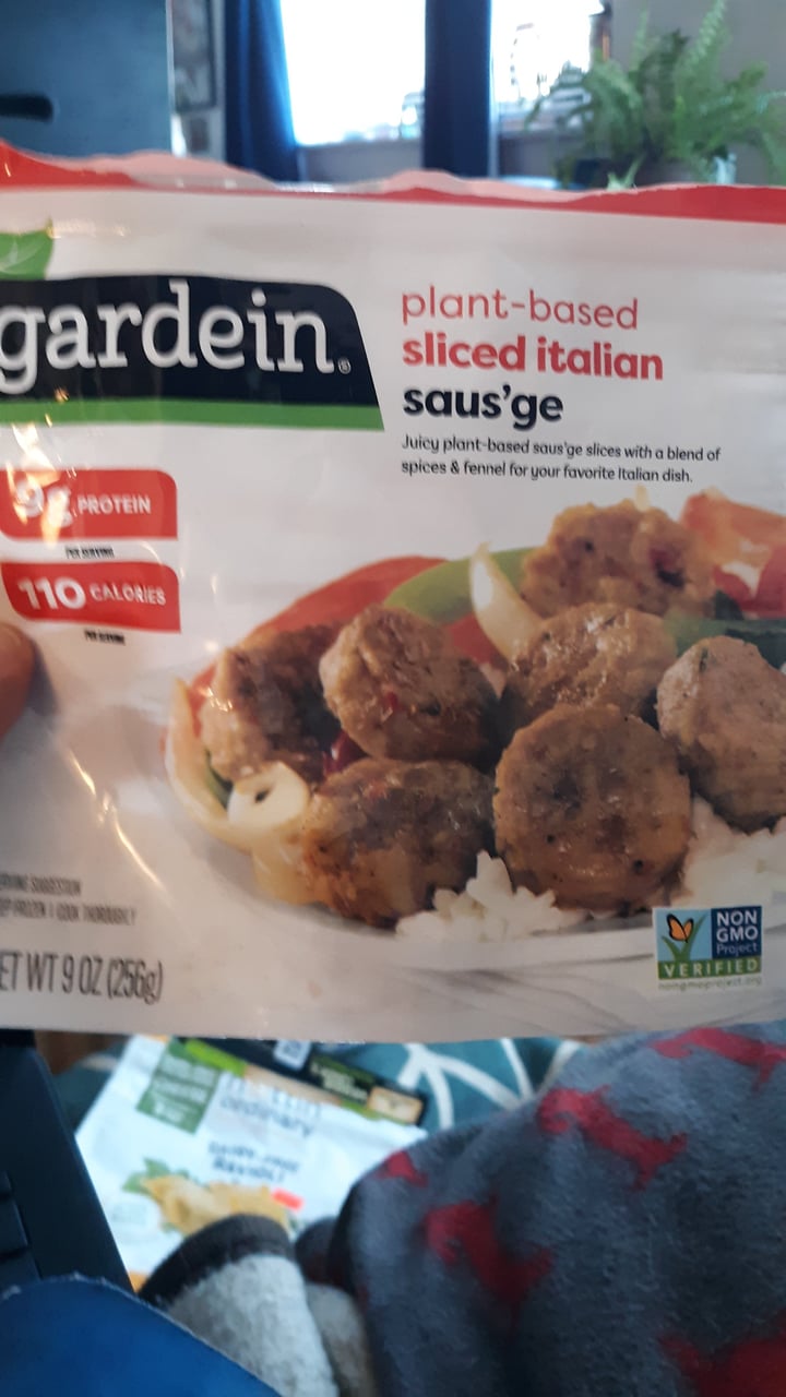 photo of Gardein Sliced Italian Saus’age shared by @tacojoe on  16 Feb 2022 - review
