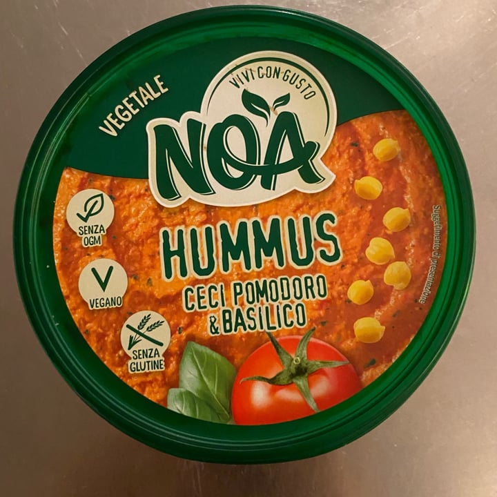 review photo of Noa Hummus ceci pomodoro basilico shared by @alicesabalino on 30 Mar 2022 - review