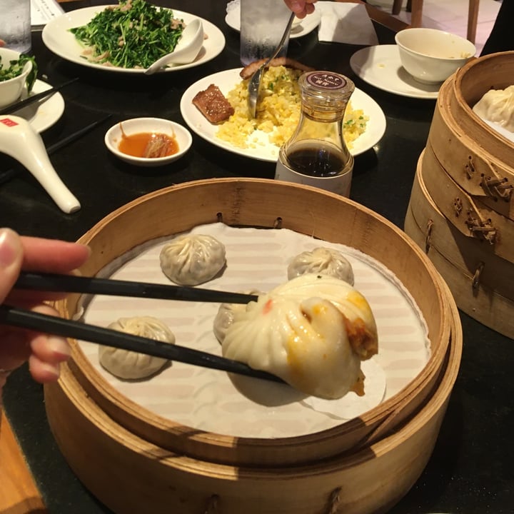 photo of Din Tai Fung Steamed Assorted Mushroom Dumplings Infused with Truffle Oil shared by @hani-frangipani on  09 Oct 2021 - review