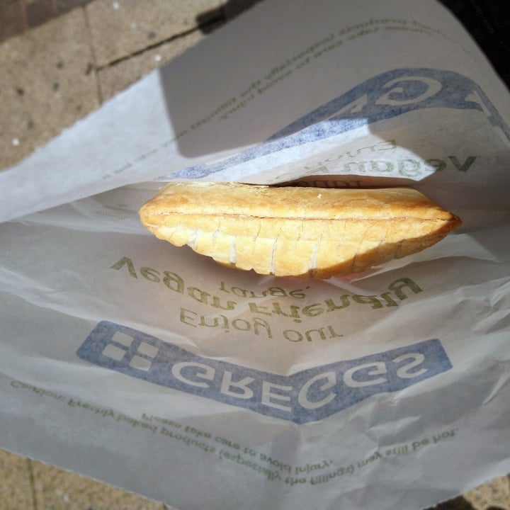 photo of Greggs Vegan Sausage Bean And Cheese Melt shared by @seaweedvibes on  10 Aug 2021 - review