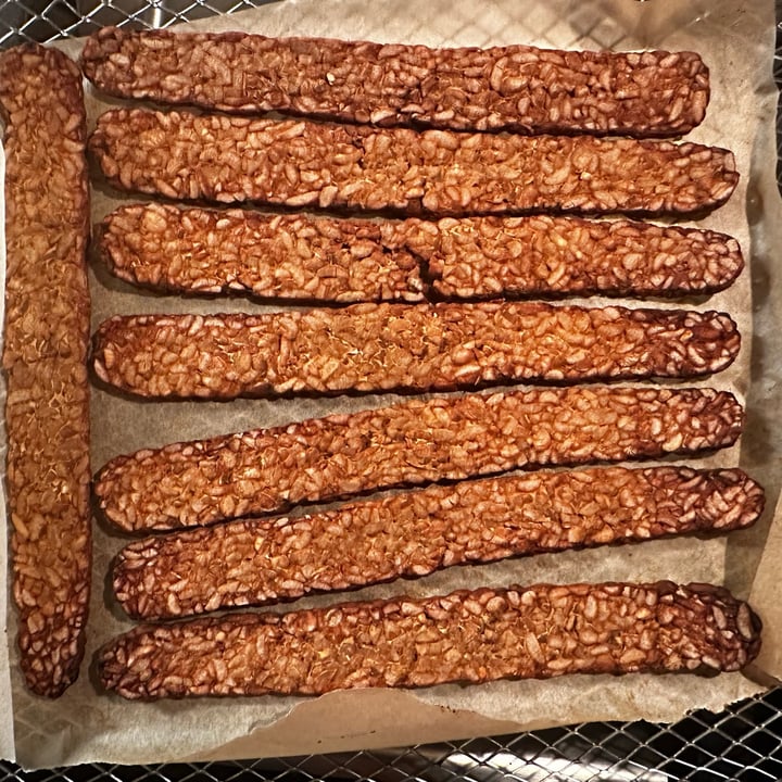 photo of Lightlife Tempeh (Smoky Bacon) shared by @berryveganplanet on  02 Dec 2022 - review