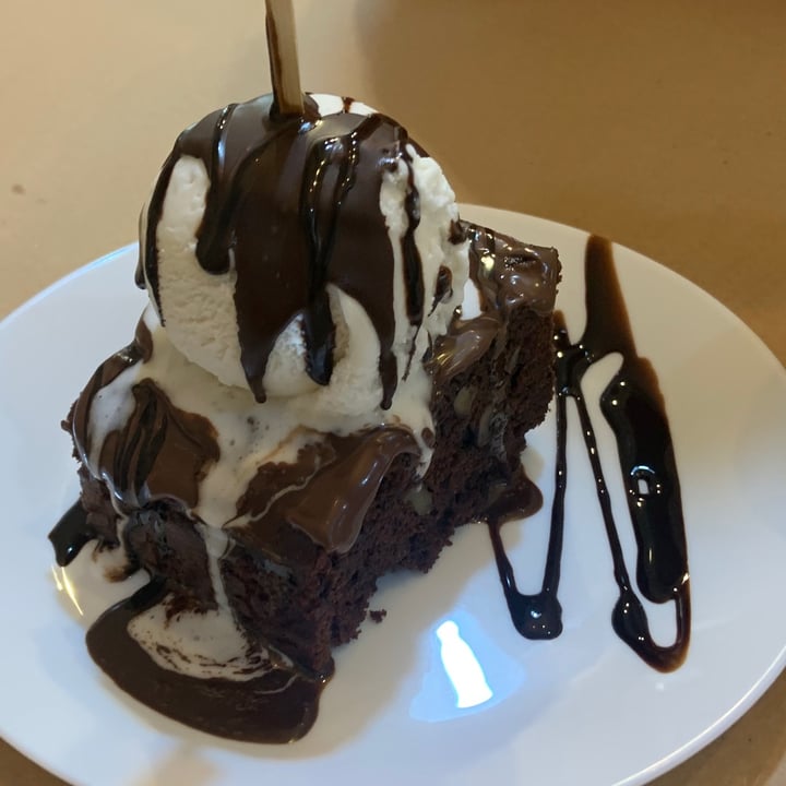 photo of Bioloco Brownie Con Helado (100% Vegano) shared by @belenroca on  21 Feb 2021 - review