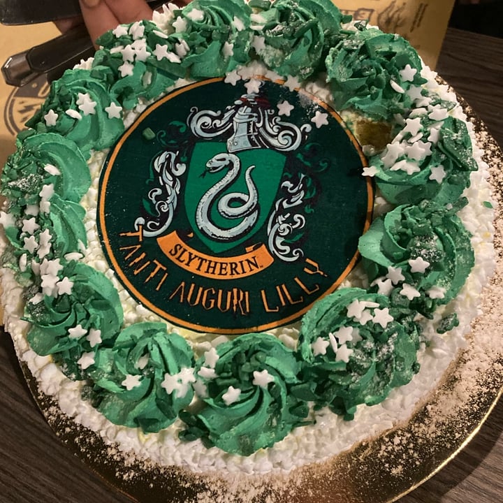 photo of Binario Magic Pub slytherin cake shared by @cico777 on  11 Oct 2022 - review