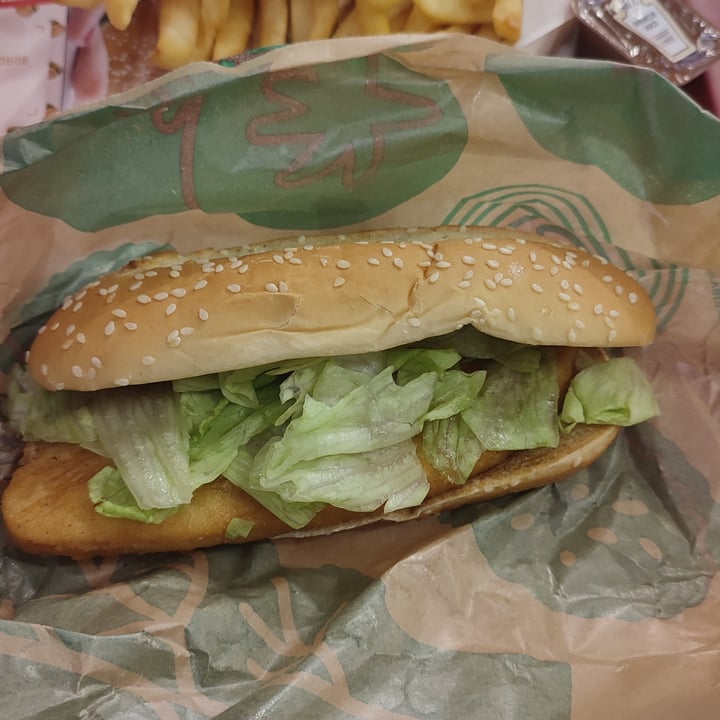 photo of Burger King Long Vegetal shared by @moonriseoficial on  01 Nov 2021 - review