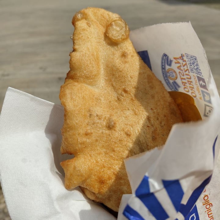 review photo of Antica Pizza Fritta da Zia Esterina Sorbillo Pizza fritta scarola shared by @margarina on 14 Aug 2022 - review