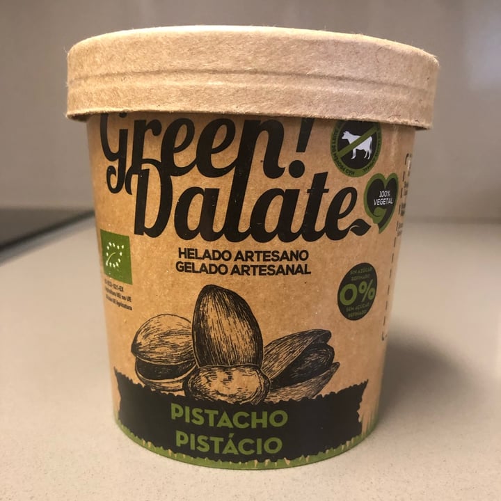 photo of Green dalate Helado de pistacho shared by @chuser on  05 Jun 2022 - review