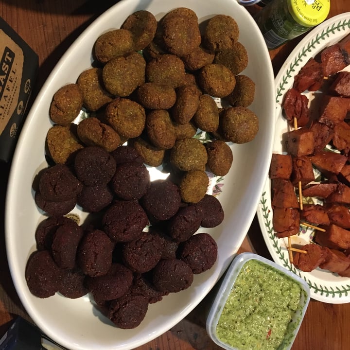 photo of Pure Café Falafel Plate shared by @pierrot on  14 Oct 2020 - review