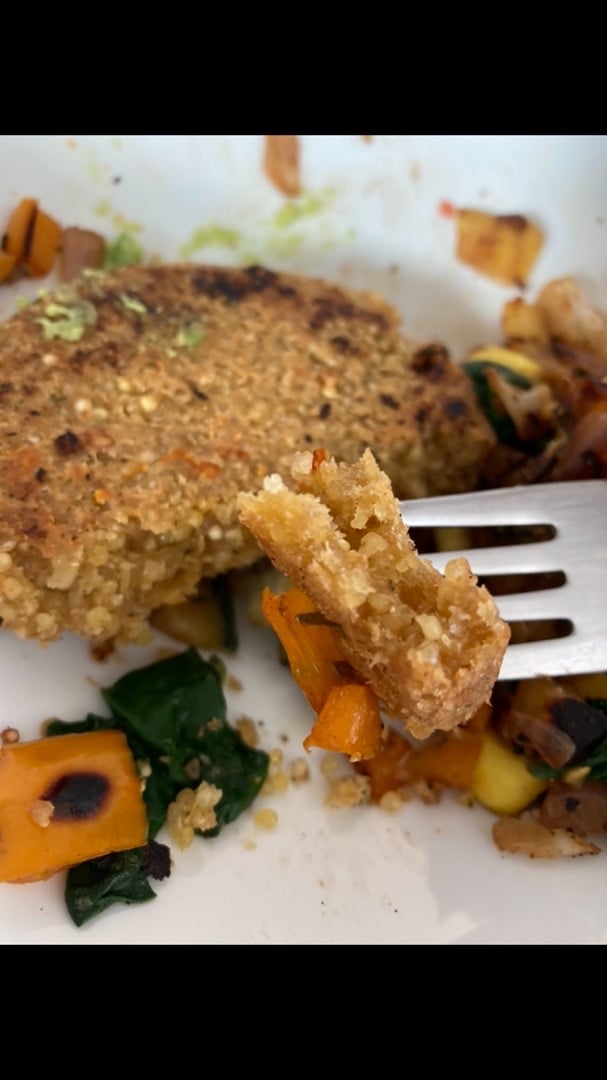review photo of Qrunch Organics Spicy Italian Burger shared by @em3720 on 16 Jan 2021 - review