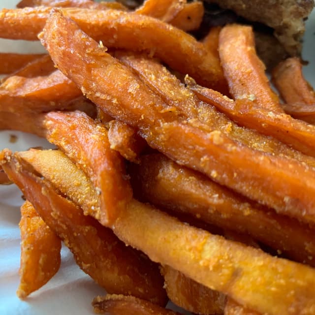 「Sweet potato fries」の料理の写真