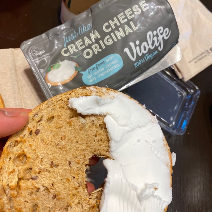 review photo of Violife Creamy Original Flavour shared by @sirenaterrenal on 06 Feb 2020 - review