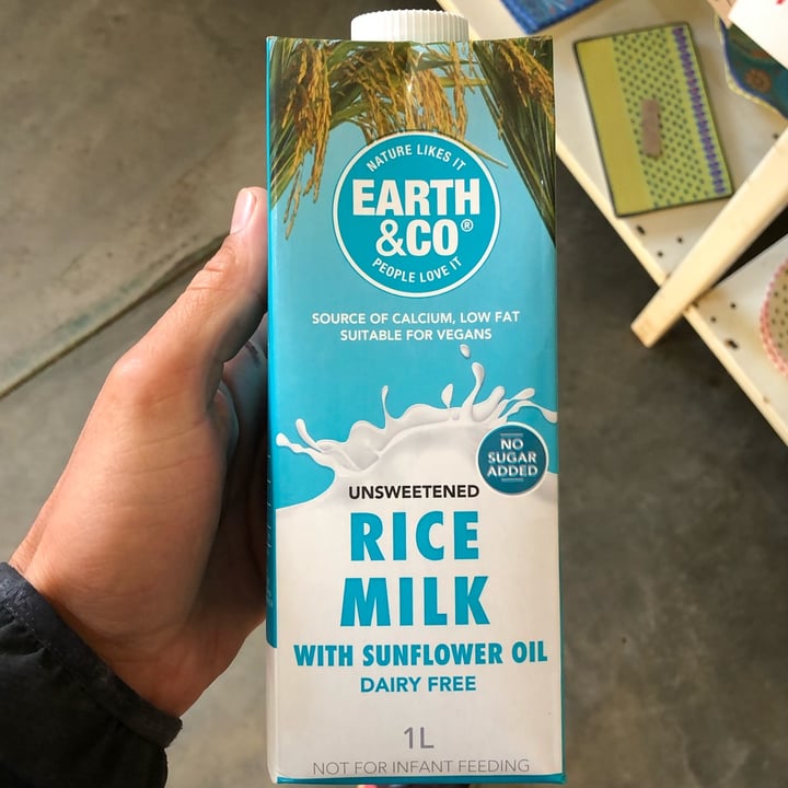 photo of Earth & Co Unsweetened Rice Milk shared by @paule1 on  14 May 2022 - review