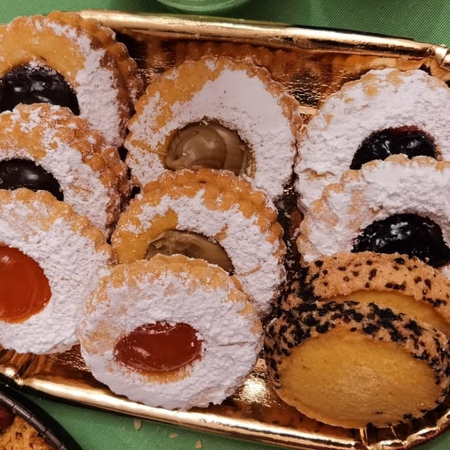 Foto do prato “Biscotti misti vegan”