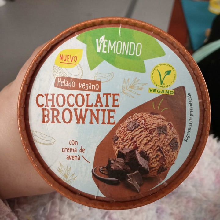 photo of Vemondo Helado chocolate brownie shared by @zahiathommy on  12 Mar 2022 - review