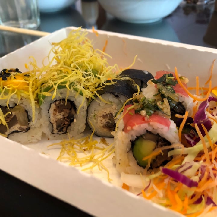 review photo of Let it V - Vegan Sushi Tabla Abbey rolls shared by @aripieri on 13 Dec 2020 - review
