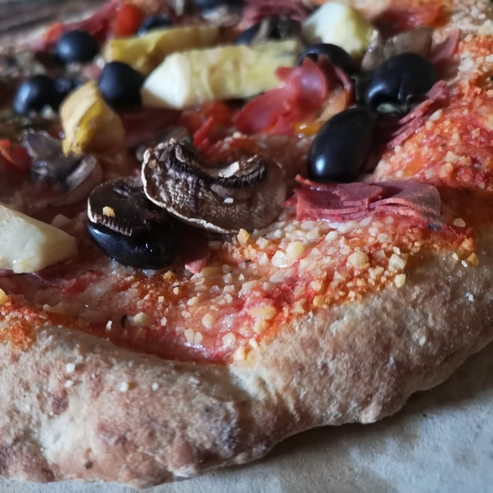 photo of Vemondo Pizza integrale shared by @maripina on  12 Oct 2021 - review