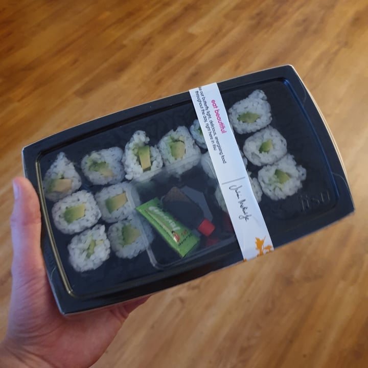 photo of itsu Avo Rolls shared by @lydiahawkins on  05 Jun 2021 - review