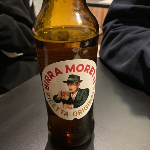 菜肴“birra moretti”的照片